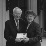 A mulher por tr?s de John Stott